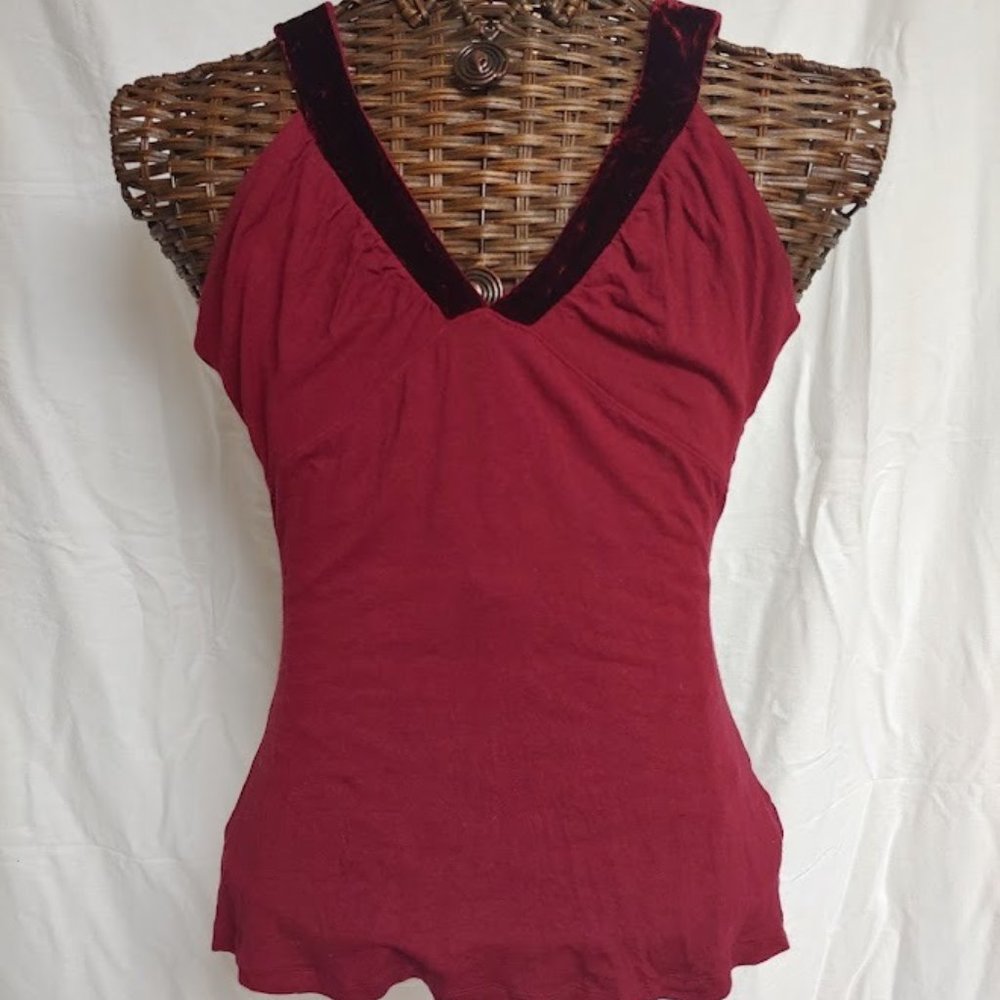 Rebecca Beeson V-neck Holiday  Tank in Burgandy